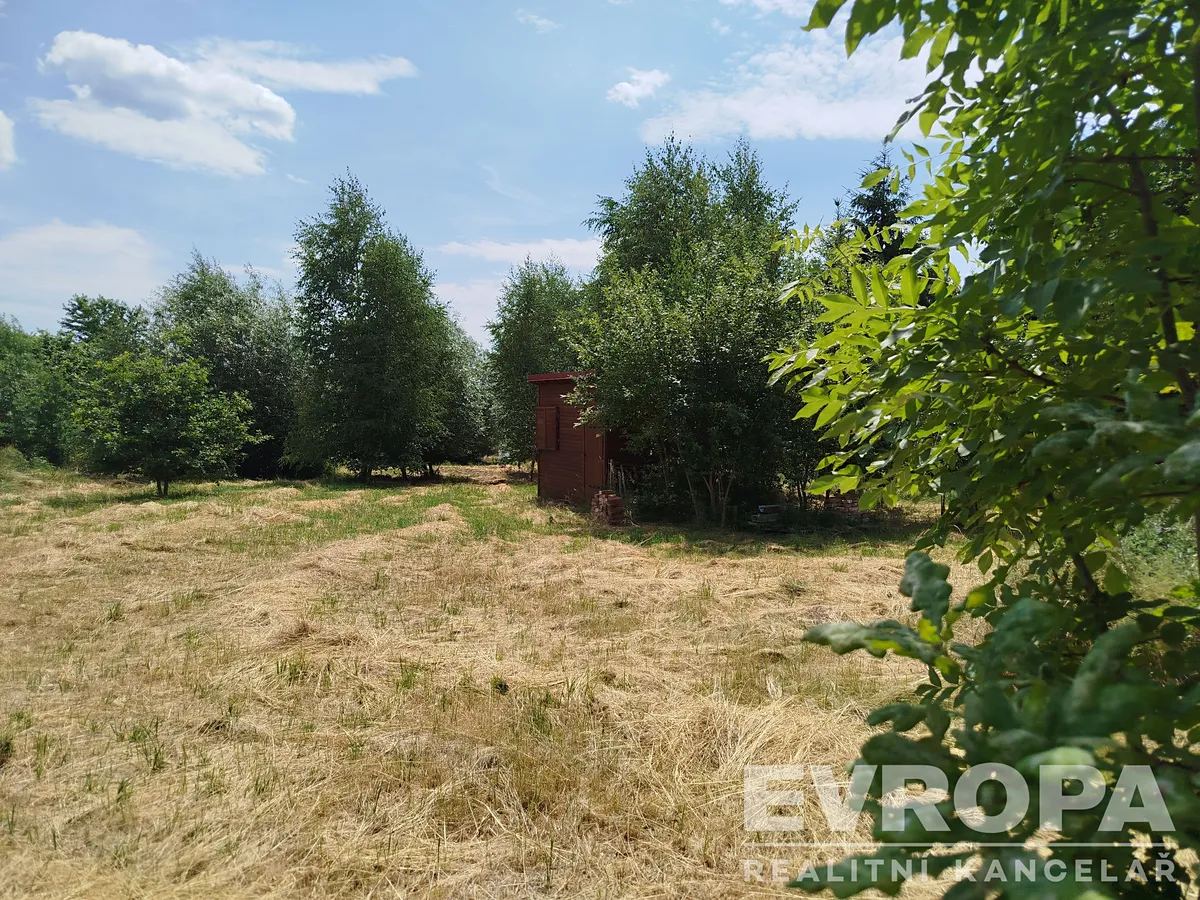 Prodej stavebního pozemku 1950 m²